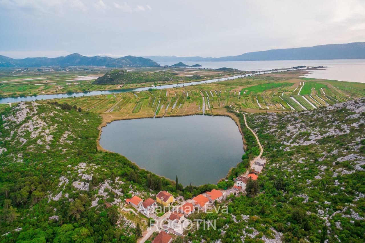 Apartman Eva Rogotin ภายนอก รูปภาพ